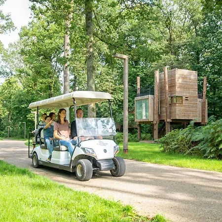펜션 Serene Forest Getaway Antoing