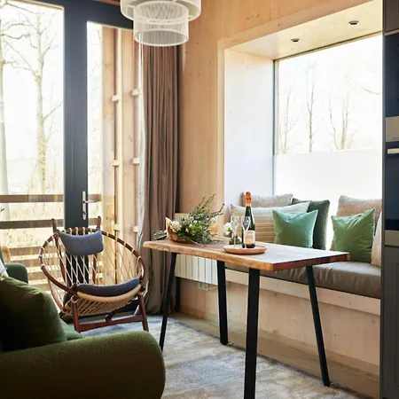 Serene Forest Getaway Antoing