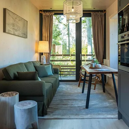 Serene Forest Getaway Antoing